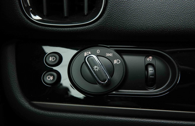 MINI_MINI_COUNTRYMAN_2654182_20.jpg