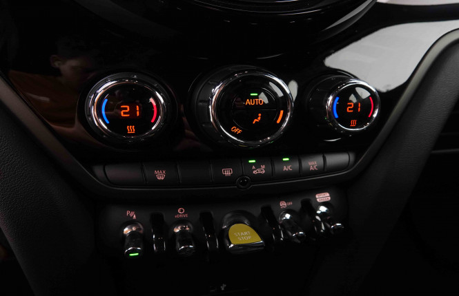MINI_MINI_COUNTRYSE_2548344_14.jpg