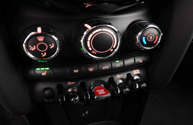 MINI_MINI_ONE_2551395_17.jpg MINI_MINI_ONE_2551395_17.jpg