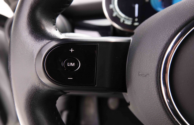 MINI_MINI_ONE_2551395_24.jpg MINI_MINI_ONE_2551395_24.jpg