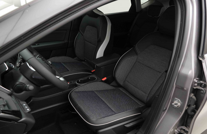 MITSUBISHI_MITSUBISHI_ASX_2654071_6.jpg MITSUBISHI_MITSUBISHI_ASX_2654071_6.jpg