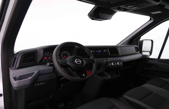 NISSAN_NISSAN_INTERSTAR_2548726_8.jpg