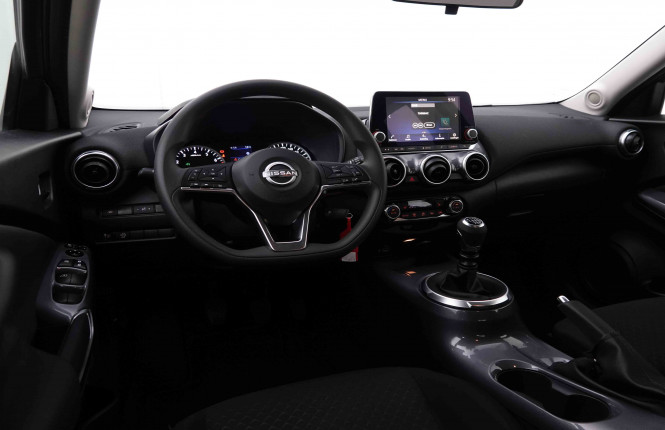 NISSAN_NISSAN_JUKE_2446169_7.jpg