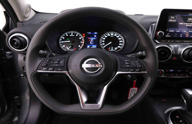 NISSAN_NISSAN_JUKE_2547612_9.jpg