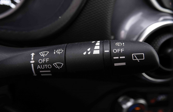 NISSAN_NISSAN_JUKE_2547613_15.jpg