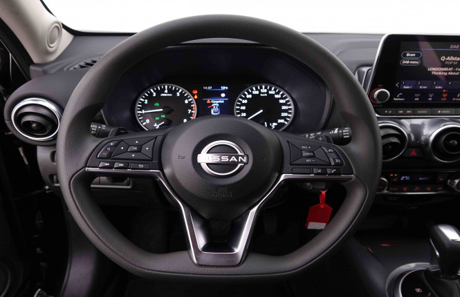 NISSAN_NISSAN_JUKE_2547617_8.jpg
