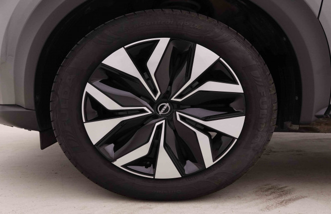 NISSAN_NISSAN_JUKE_2547624_17.jpg