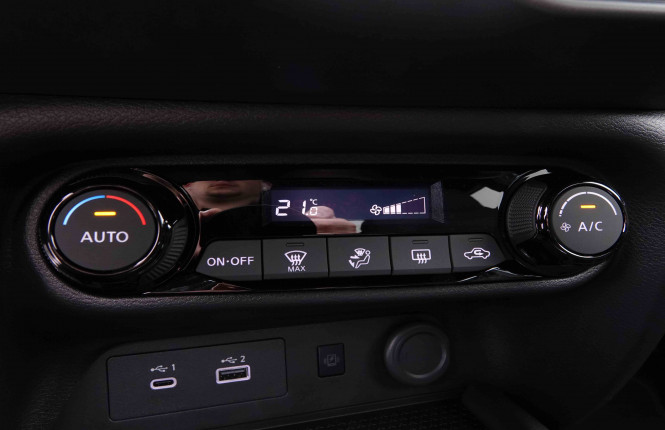 NISSAN_NISSAN_JUKE_2547731_12.jpg