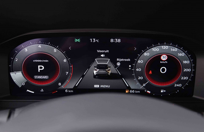 NISSAN_NISSAN_JUKE_2547731_13.jpg