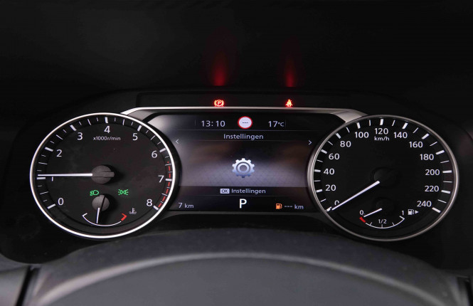 NISSAN_NISSAN_JUKE_2548797_13.jpg