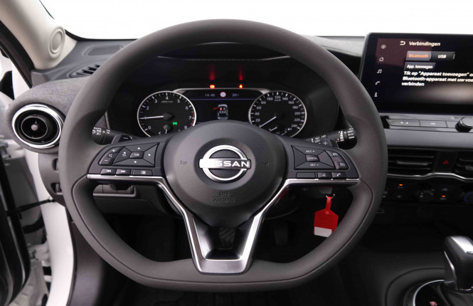 NISSAN_NISSAN_JUKE_2548801_8.jpg