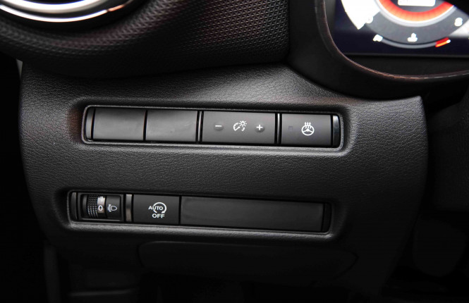 NISSAN_NISSAN_JUKE_2653030_19.jpg NISSAN_NISSAN_JUKE_2653030_19.jpg