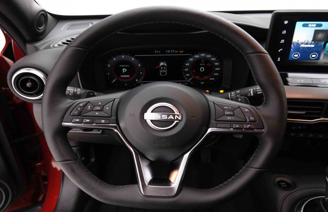 NISSAN_NISSAN_JUKE_2653036_8.jpg