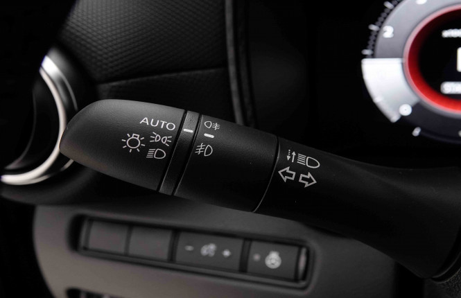 NISSAN_NISSAN_JUKE_2653042_14.jpg NISSAN_NISSAN_JUKE_2653042_14.jpg