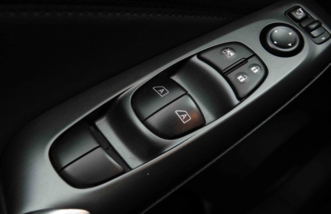NISSAN_NISSAN_JUKE_2653192_18.jpg NISSAN_NISSAN_JUKE_2653192_18.jpg