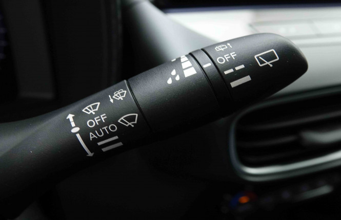 NISSAN_NISSAN_JUKE_2653354_16.jpg