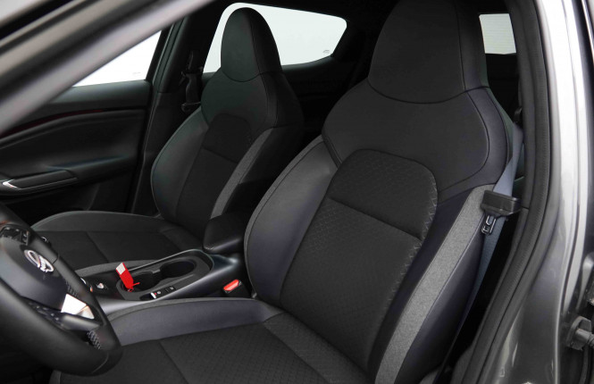 NISSAN_NISSAN_JUKE_2653354_6.jpg
