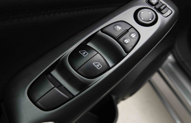 NISSAN_NISSAN_JUKE_2653356_19.jpg NISSAN_NISSAN_JUKE_2653356_19.jpg