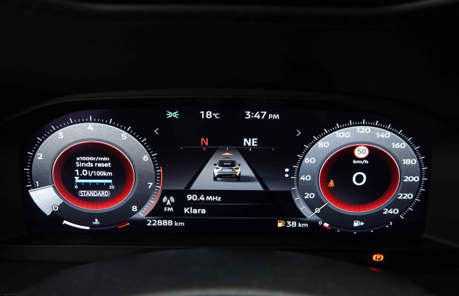 NISSAN_NISSAN_JUKE_2653359_14.jpg
