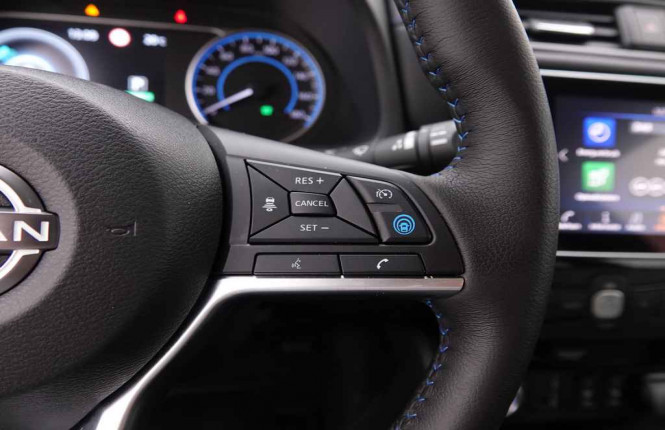 NISSAN_NISSAN_LEAF_2654704_21.jpg