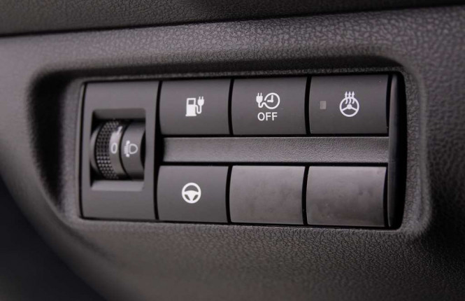 NISSAN_NISSAN_LEAF_2654704_40.jpg