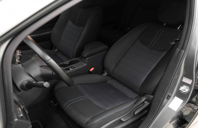 NISSAN_NISSAN_LEAF_2654704_62.jpg