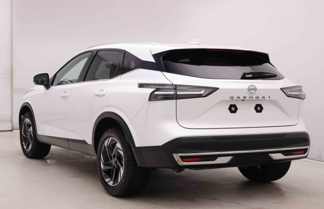 NISSAN_NISSAN_QASHQAI_2446410_25.jpg
