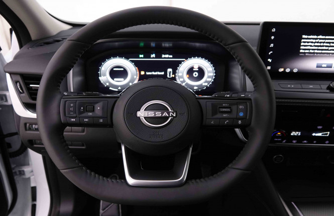 NISSAN_NISSAN_QASHQAI_2446410_8.jpg