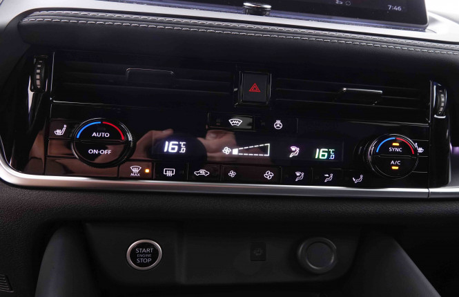 NISSAN_NISSAN_QASHQAI_2547551_12.jpg
