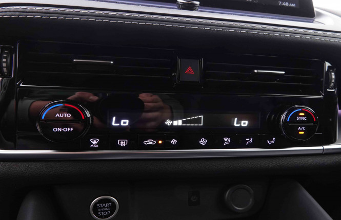 NISSAN_NISSAN_QASHQAI_2547906_13.jpg