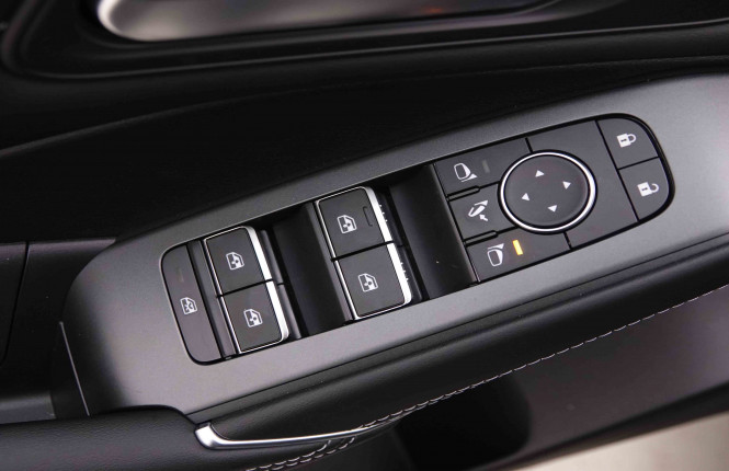 NISSAN_NISSAN_QASHQAI_2547912_20.jpg