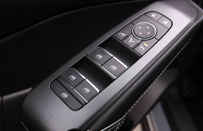 NISSAN_NISSAN_QASHQAI_2548812_18.jpg
