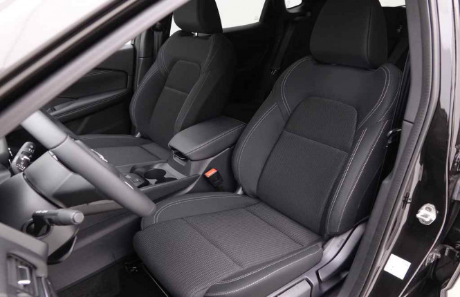 NISSAN_NISSAN_QASHQAI_2549772_6.jpg