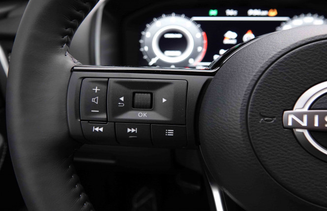 NISSAN_NISSAN_QASHQAI_2550095_15.jpg NISSAN_NISSAN_QASHQAI_2550095_15.jpg