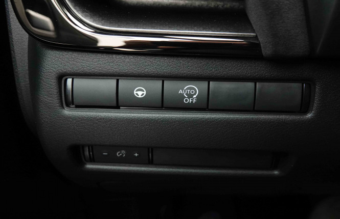 NISSAN_NISSAN_QASHQAI_2653753_20.jpg