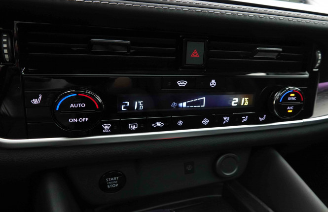 NISSAN_NISSAN_QASHQAI_2653756_14.jpg