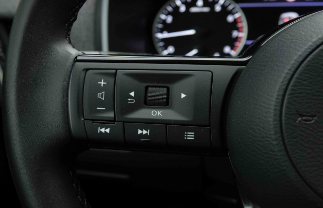 NISSAN_NISSAN_QASHQAI_2653923_15.jpg