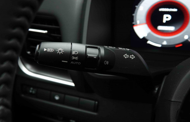 NISSAN_NISSAN_XTRAIL_2653473_17.jpg