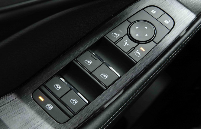 NISSAN_NISSAN_XTRAIL_2653479_18.jpg NISSAN_NISSAN_XTRAIL_2653479_18.jpg