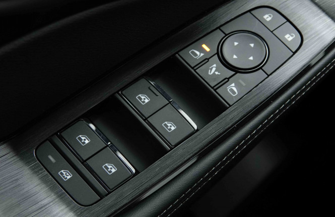 NISSAN_NISSAN_XTRAIL_2653483_18.jpg NISSAN_NISSAN_XTRAIL_2653483_18.jpg