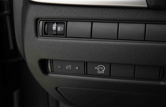 NISSAN_NISSAN_XTRAIL_2653488_41.jpg