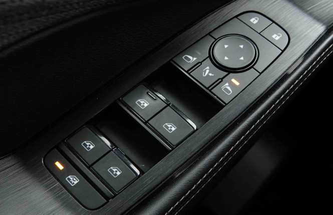 NISSAN_NISSAN_XTRAIL_2654205_18.jpg NISSAN_NISSAN_XTRAIL_2654205_18.jpg