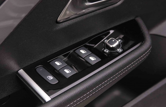 OPEL_OPEL_ASTRA_2550424_20.jpg OPEL_OPEL_ASTRA_2550424_20.jpg