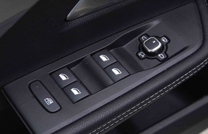OPEL_OPEL_ASTRA_2655215_21.jpg OPEL_OPEL_ASTRA_2655215_21.jpg