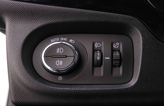 OPEL_OPEL_CORSA_2446869_8.jpg