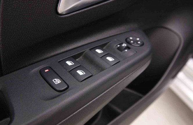 OPEL_OPEL_CORSA_2550542_20.jpg OPEL_OPEL_CORSA_2550542_20.jpg