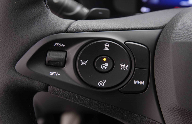 OPEL_OPEL_CORSA_2551110_19.jpg OPEL_OPEL_CORSA_2551110_19.jpg