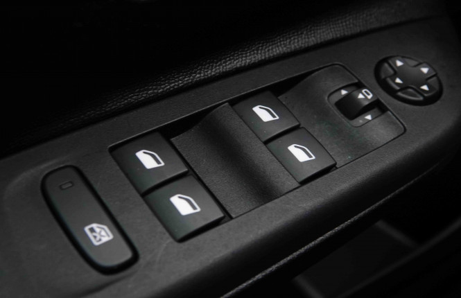 OPEL_OPEL_CORSA_2551269_20.jpg OPEL_OPEL_CORSA_2551269_20.jpg