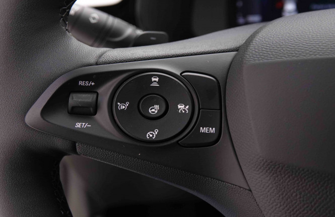 OPEL_OPEL_CORSA_2551270_17.jpg OPEL_OPEL_CORSA_2551270_17.jpg