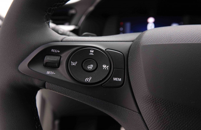 OPEL_OPEL_CORSA_2551278_18.jpg OPEL_OPEL_CORSA_2551278_18.jpg